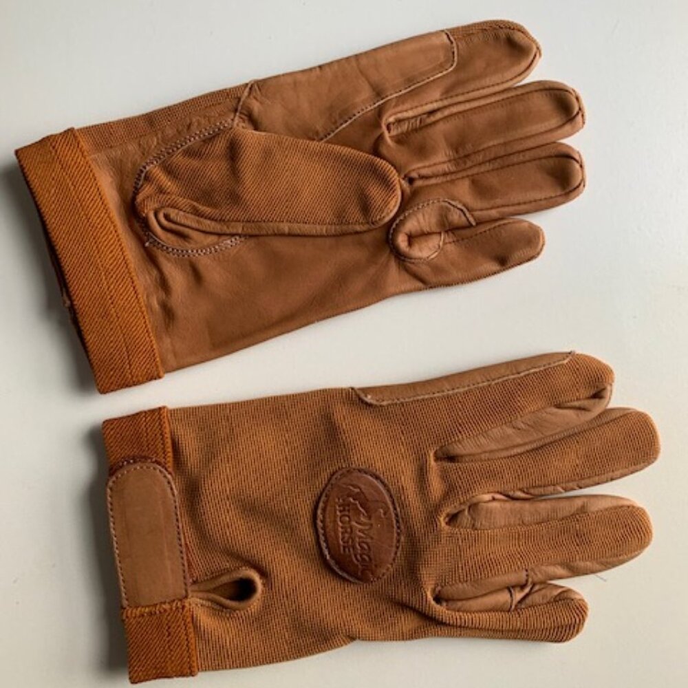 NWOT equestrian leather mesh riding gloves cognac Medium